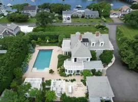 Luxurious Estate Private Heated pool