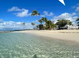 Plage St-Anne T2 balcon