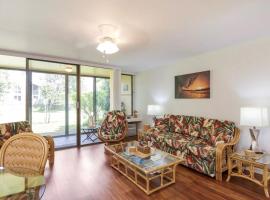 Couple's Retreat - Get Away to Turtle Bay, place to stay in Kahuku
