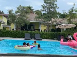 Thipburee Resort