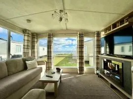 New Sea View Platinum Caravan with Huge Decking