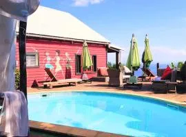 Bungalow lumineux à Saint Leu proche de la mer avec piscine partagée