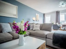 Welcoming Pembrokeshire home, perfect escape for couples, beach 5 mins, doorstep walks
