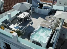 Modern 2 bed apartment, private roof terrace with jacuzzi - Competa Centre - Casa de La Plaza