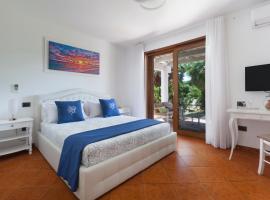 Camera Spaziosa in Villa con Terrazzino Privato โรงแรมในมัสซาลูเบรนเซ
