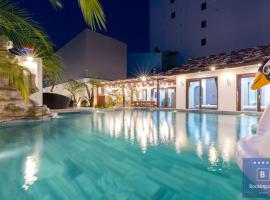 Cối Xoay Gi&oacute; Trệt Kh&ocirc;ng Lầu - 6 Ph&ograve;ng Ngủ - Bida - Karaoke Ph&ograve;ng Lạnh - Gần Biển B&atilde;i Sau Vũng T&agrave;u, kh&aacute;ch sạn ở Vũng Tàu