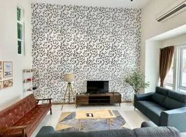 Karpal Singh Drive Seaside Georgetown 4BR-15pax by 3C