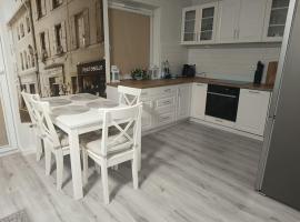 Apartament pod Złotym Bocianem, hotel in Świdnica