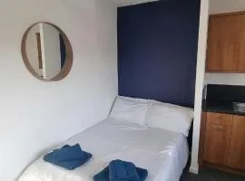 Studio Flat