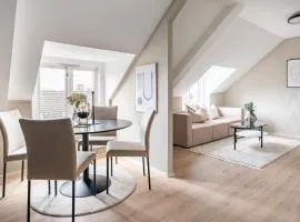 Super Central renovated flat, next to Solsiden, Free Private Parking right outside !