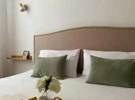 Essence Apartment