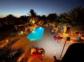 Oasis Tilogui-Luxury Hotel Restaurant and Desert Excursions In Zagora