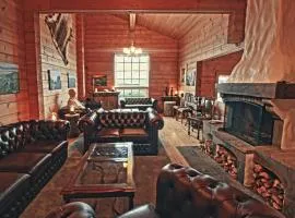 Fjordside Retreat Lodge