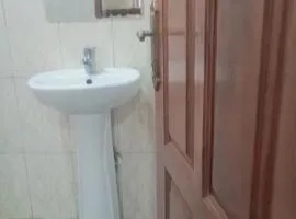 George Suites