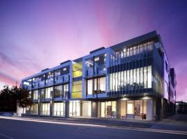 Caroline Serviced Apartments Brighton, hotel in Melbourne