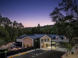 The Inelle, Oakhurst Yosemite, a Tribute Portfolio Hotel, hotel v destinaci Oakhurst