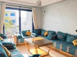 Bel Appartement vue piscine