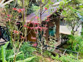 BAZAN HOME - Hotel & Bungalow, bungalow en Pleiku