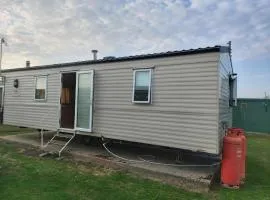 Dog Friendly 6 Berth Caravan At St Osyth Beach Holiday Park In Essex Ref 28041G