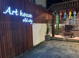 Art house Old City