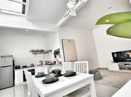 Villa LA Mansion Lembang - 2BR for 2-6 Guest stay