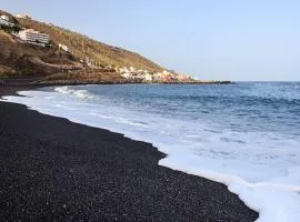 Holidays Radazul Sea View & wiffi