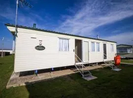 8 Berth Caravan For Hire At St Osyth Beach Holiday Park In Essex Ref 28026Fi