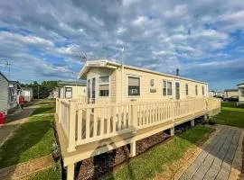 Caravan With Decking And Free Wifi At Seawick Holiday Park Ref 27214Sw