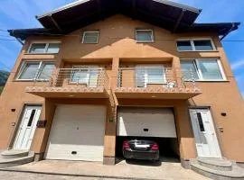 Kovaci Apartments