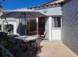 Maisonnette en résidence avec piscine