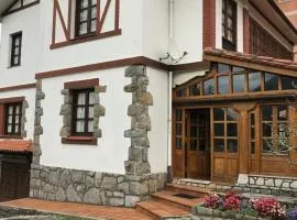 Hotel Rural Villa Elena