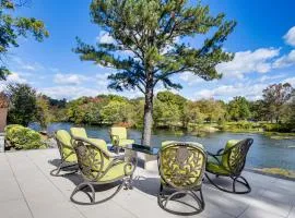 Columbia Lakefront Escape Serenity Room and Patio