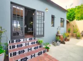Grace Courtyard Cottage