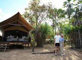 Mitchell Falls Wilderness Lodge, luxury tent in Camp Creek