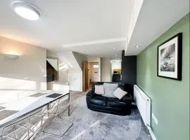 Suitely Museum Residence with roof terrace
