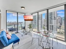 Mesmerizing Water Views Corner Condo