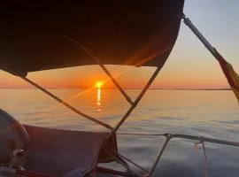 Velero en puerto de valencia