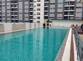 SYG9 Kita Impian Cybersouth Homestay 3 Bilik Tidur with Swimming Pool