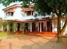 Punchi Walawwa - Guest House - Holiday Bungalow