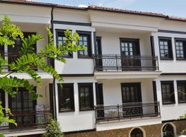 Villa Dudanov, hotel cerca de Museum Robev House, Ohrid
