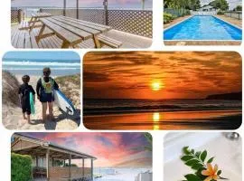 La Sirena Pool and barbie, private boat ramp, WiFi, two bedrooms, 3 beds