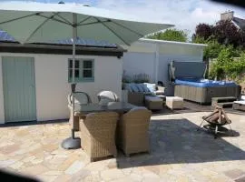 maison 3 chambres spa centre Morgat, les plages et les restaurants a pied