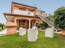 Bijou Holiday Home