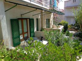 Apartment Brane, hotel in Bol