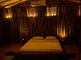 Anne Sinai best camp