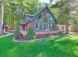 Near Beach Access Torch Lake Cabin Retreat!