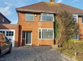 Entire House-Long Stays in Gloucester-Contractors- Families