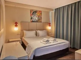 Athens Way Pop Art Hotel