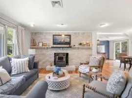 Newly Updated Home Close to Beaches