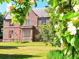 The Gables Luxury Bed & Breakfast